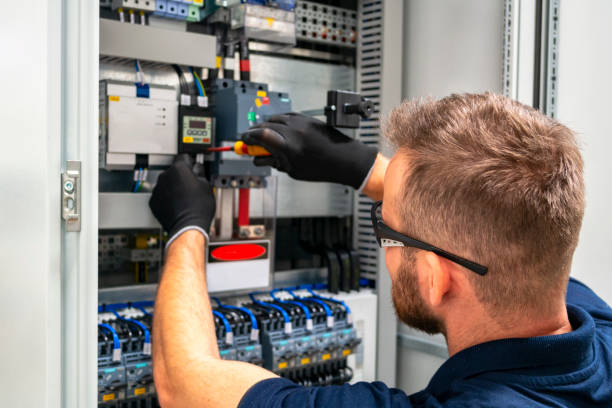 Best Circuit Breaker Repair  in Clarendon Hls, IL
